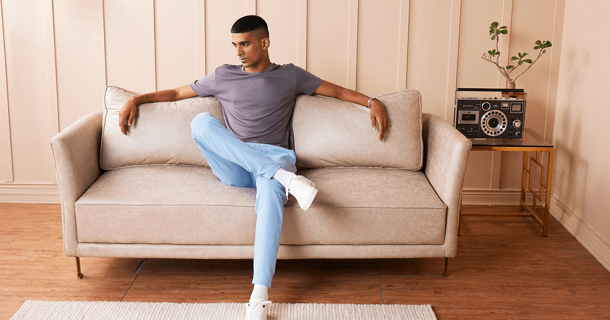 DaMENSCH Joggers and T Shirt Best Colour Combination for men